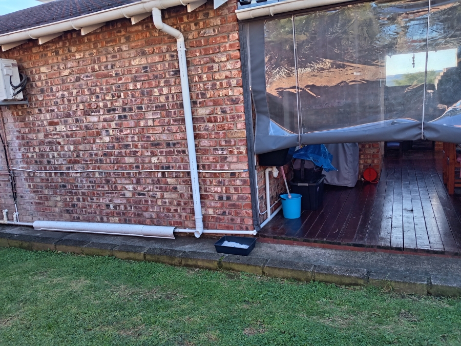 3 Bedroom Property for Sale in Strelitzia Park Eastern Cape